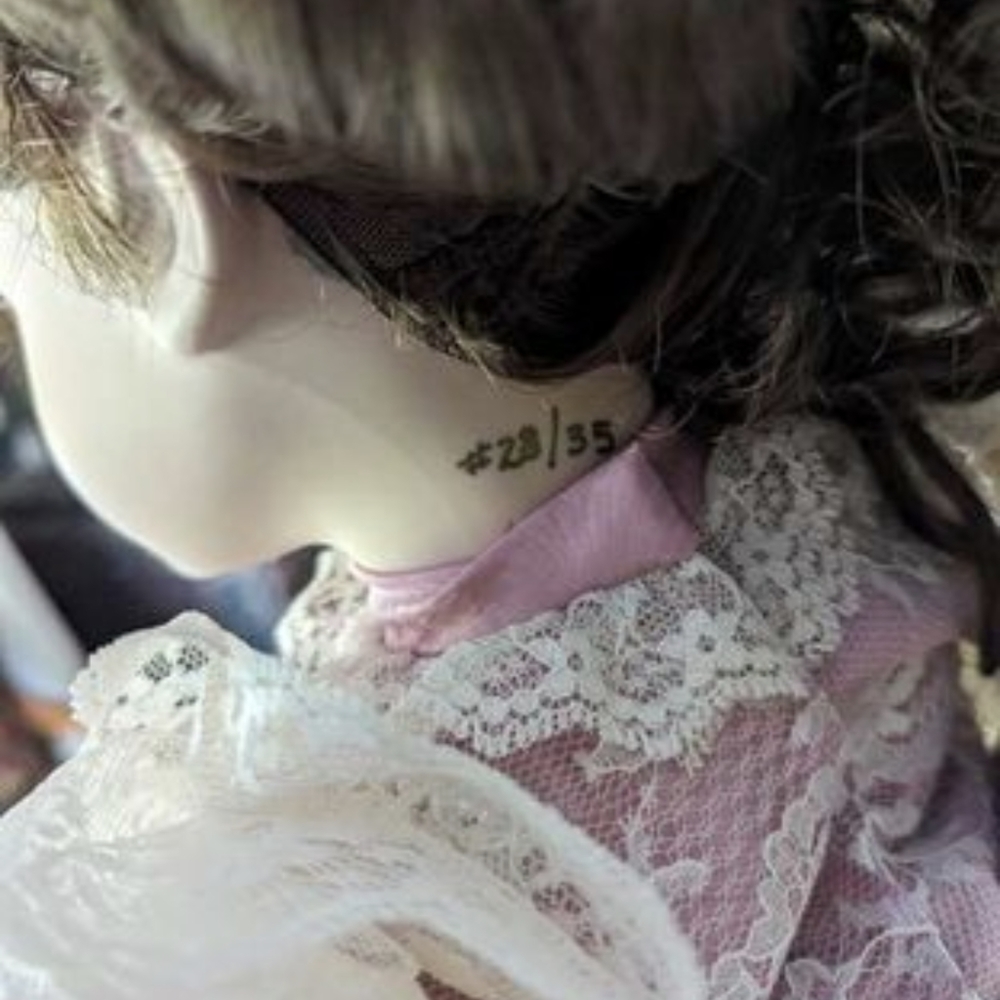 Limited Edition Porcelain Doll “April” Southern Bell - Creations by Barbara Paul - Picture 3 of 8